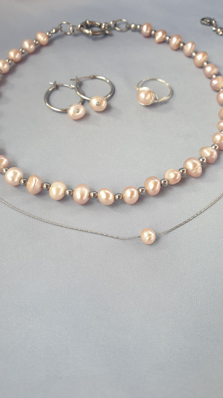 عقد اللؤلؤة الوردية | Pink pearl necklace