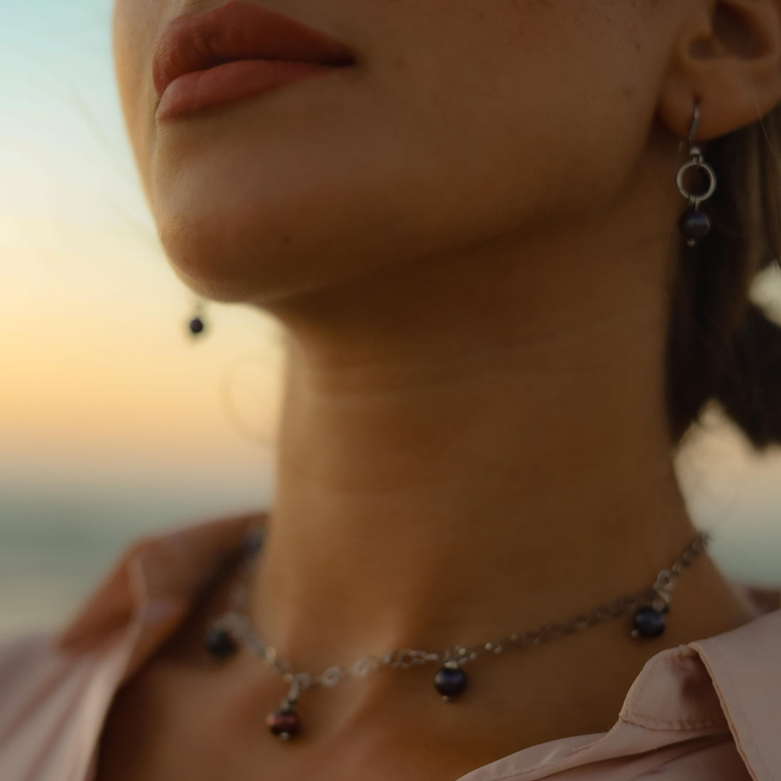 عقد سحر اللالئ السوداء | Black pearls necklace