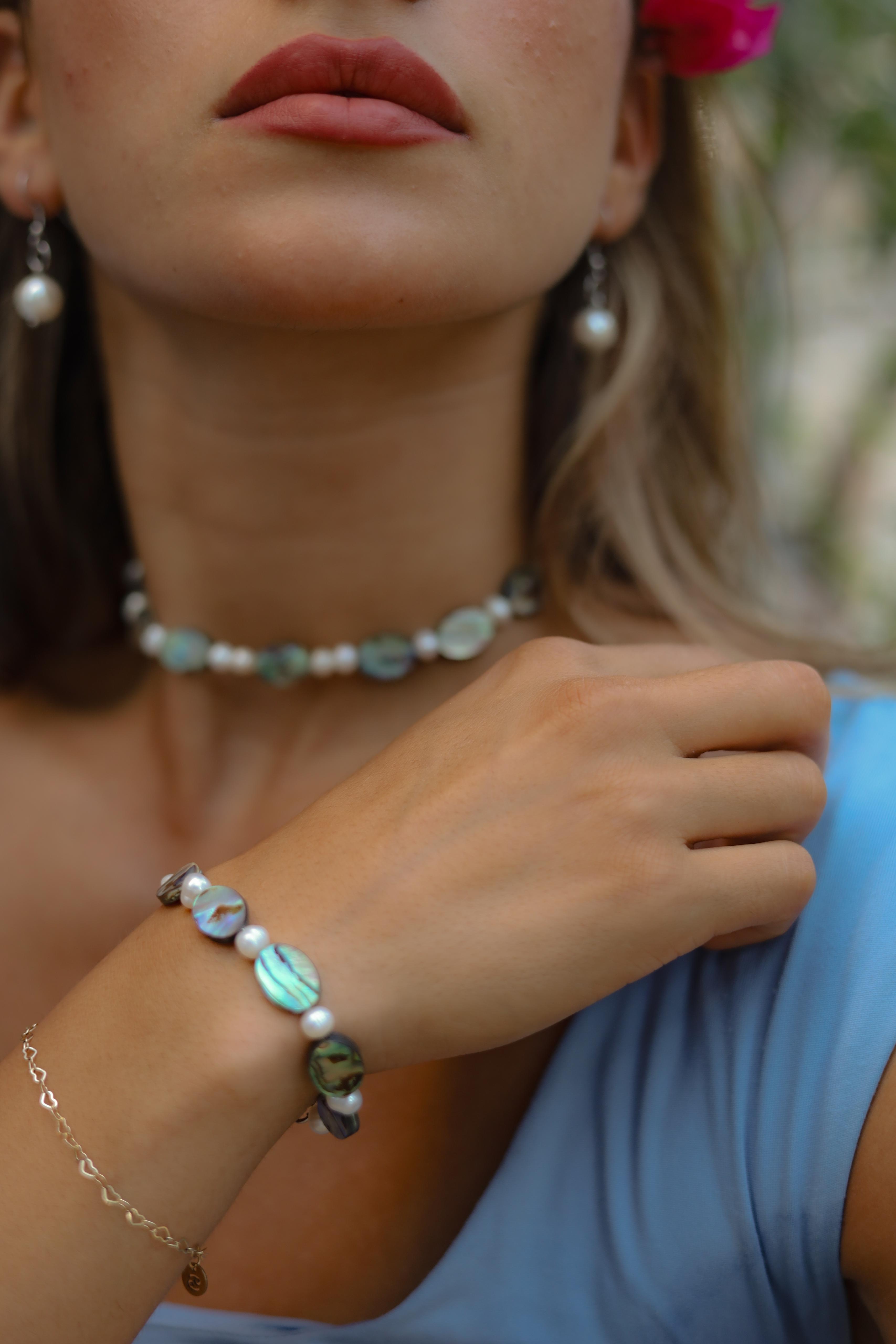 عقد صدف الابالون واللؤلؤ الطبيعي| Abalone shell & pearls necklace