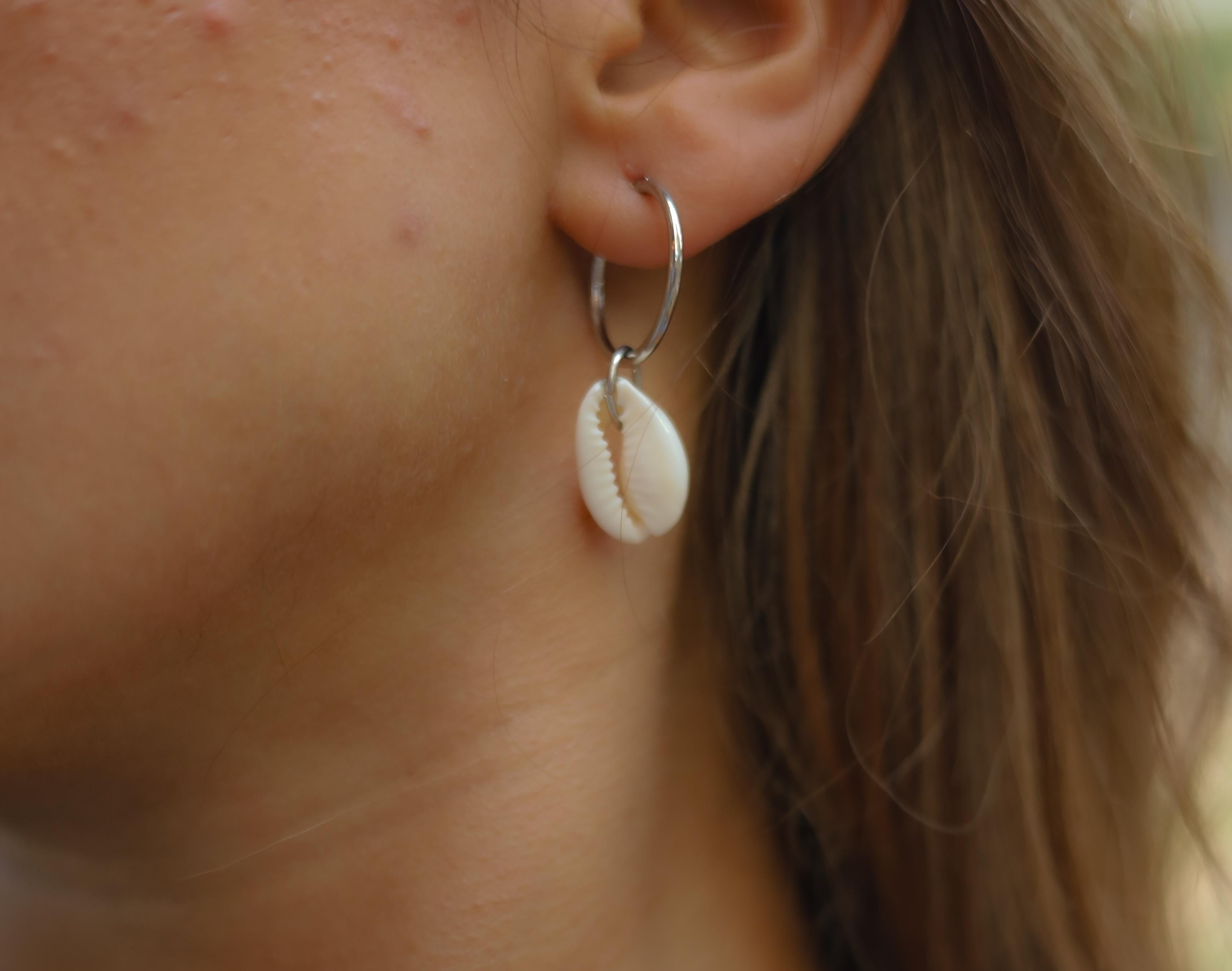 اقراط الاصداف | Shell earrings