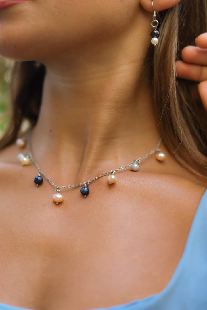 عقد اللالئ الملونة | Colorful pearl necklace
