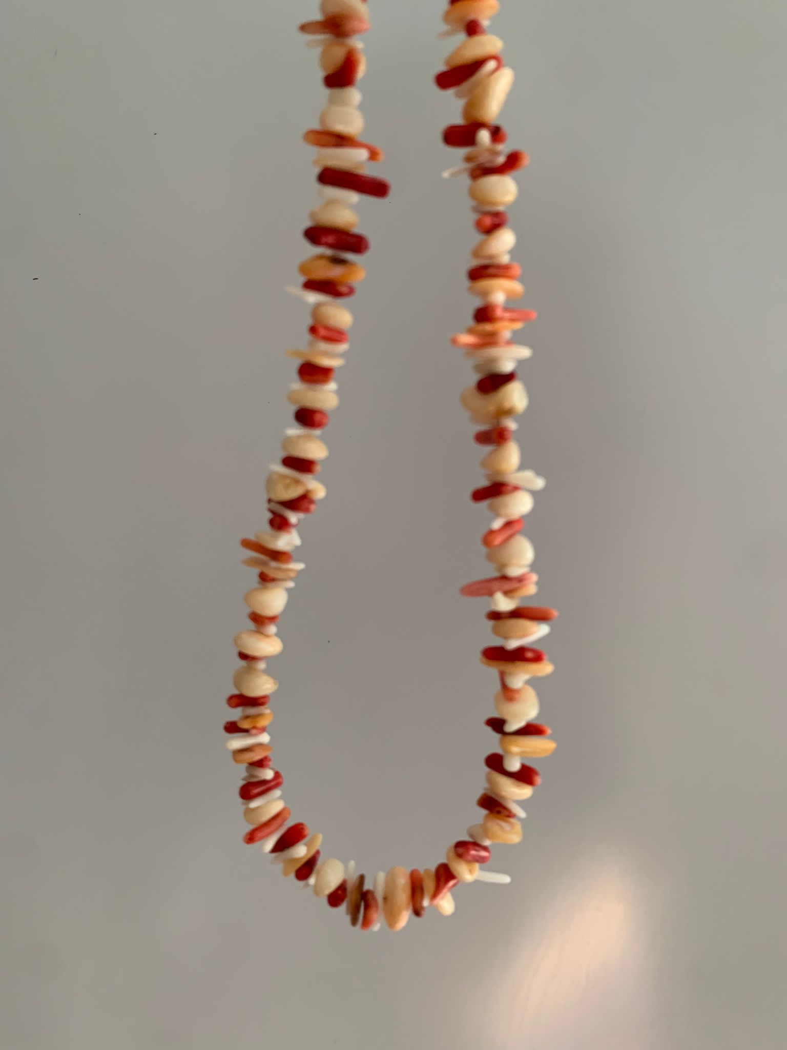 عقد الاصداف والمرجان