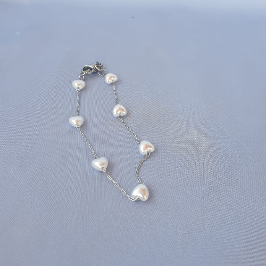 اسوارة قلوب لؤلؤ | Pearl hearts bracelet