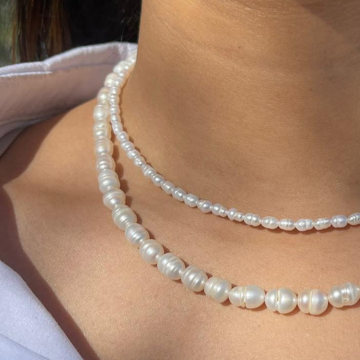 Set 2 pearls necklaces | قلادتان من اللؤلؤ