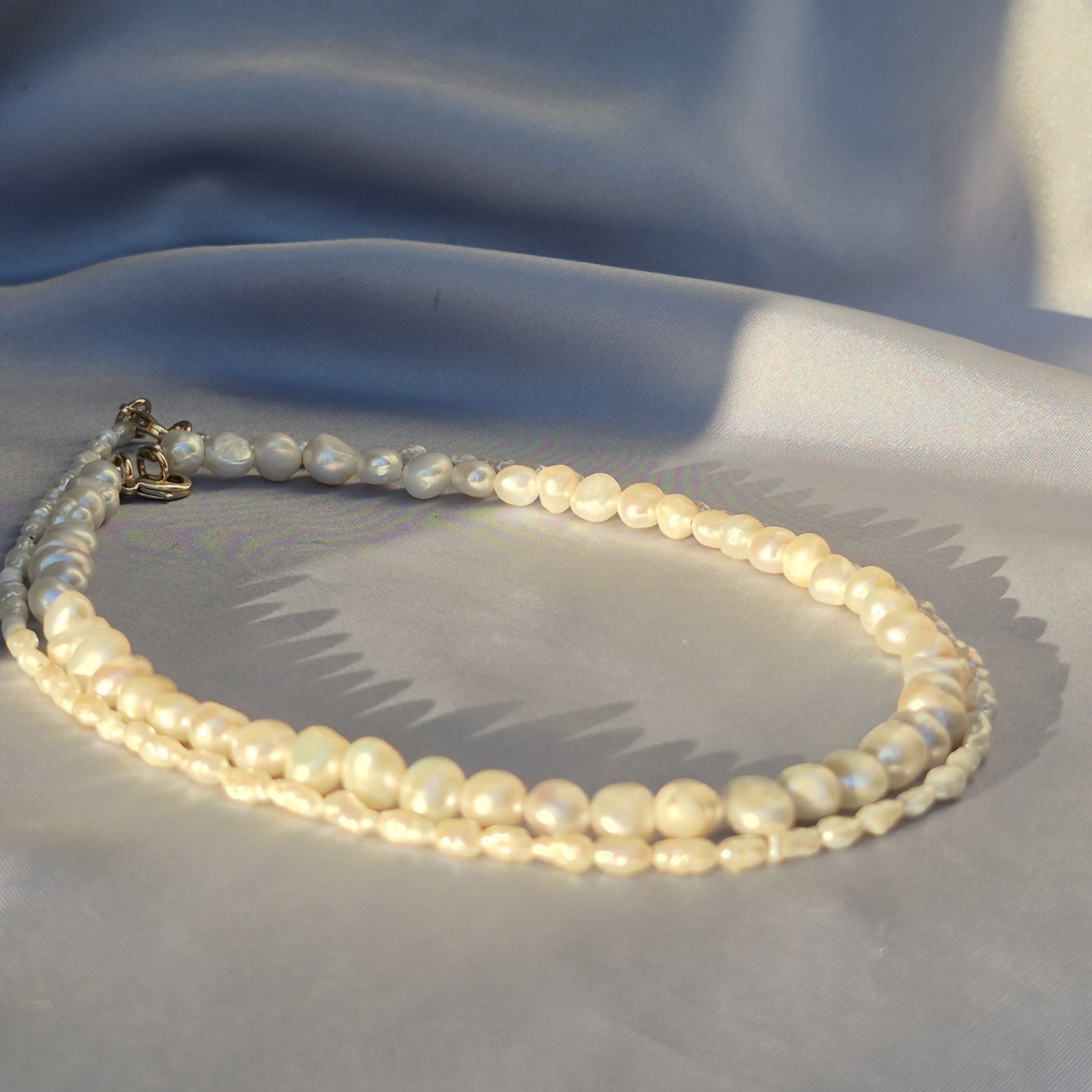 عقد لؤلؤ طبيعي حجم متوسط | Medium size natural pearl necklace
