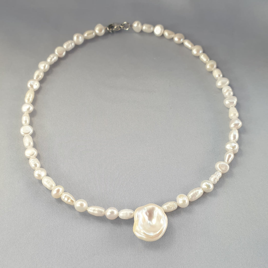 عقد سِحر - Magic necklace