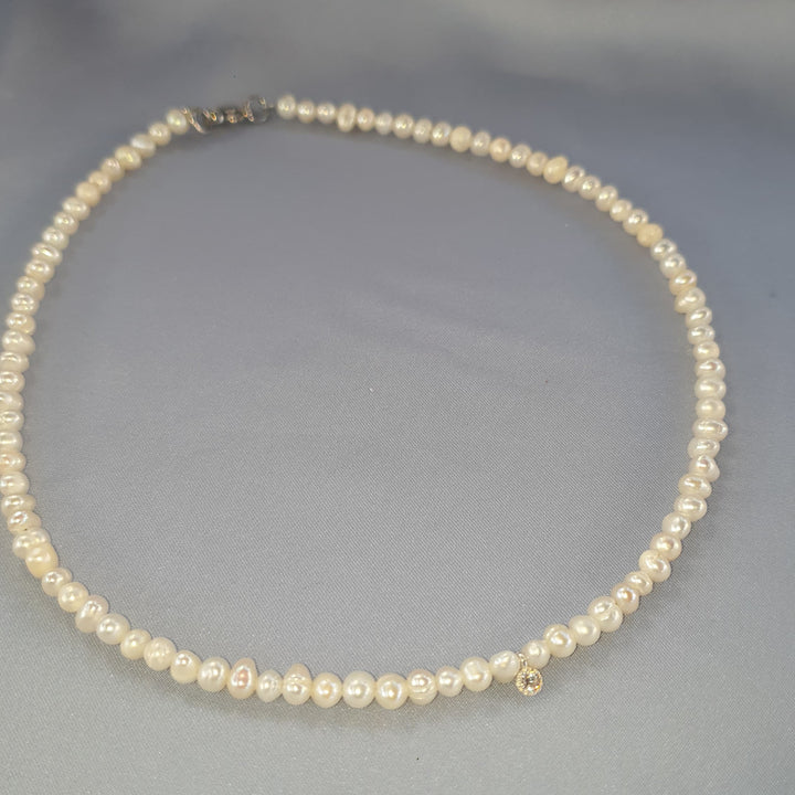 عقد رقّة - 'Reqqah' necklace