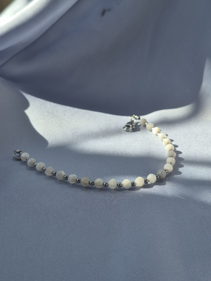 اسوارة حجر القمر | Moonstone bracelet